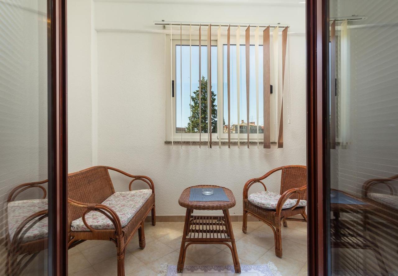 Top Central Apartments Pula Exterior photo
